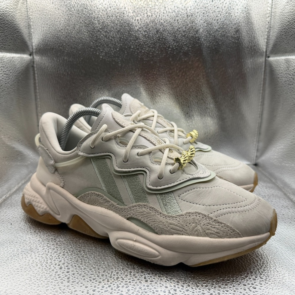 Size 8 Adidas Ozweego White Linen Green Gum Womens Athletic Shoes HQ6958